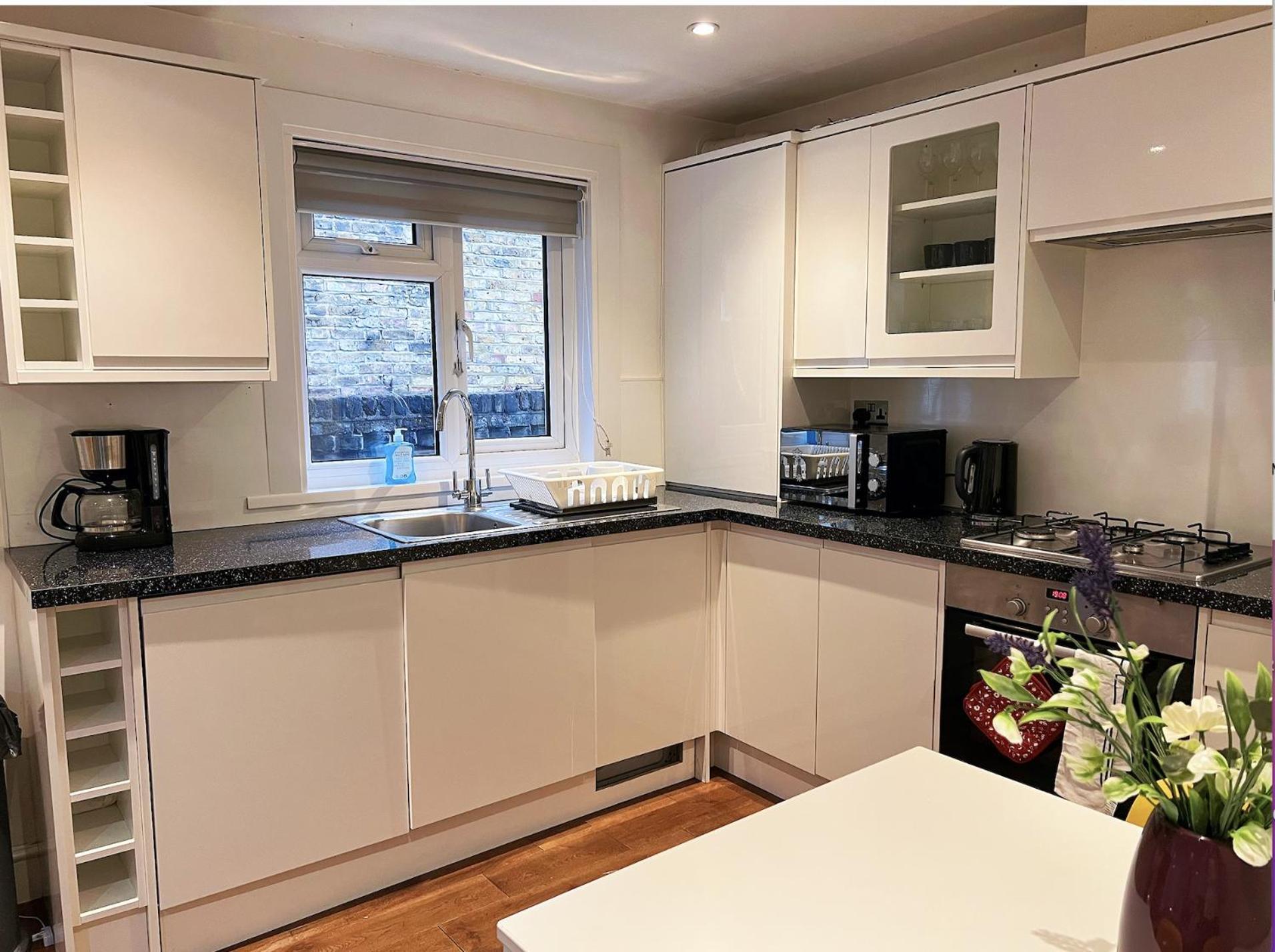 Lovely 2 Bedroom Garden Flat In Londres Exterior foto